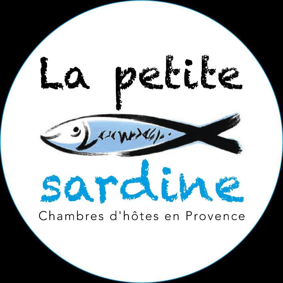 La Petite Sardine Panzió Lirac Kültér fotó